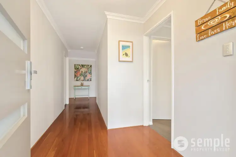 Fifth view of Homely house listing, 8 Johnsonia Bend, Hammond Park WA 6164