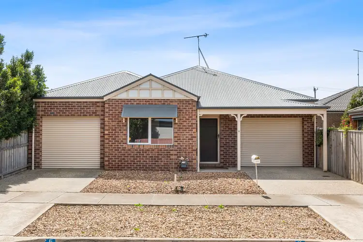 6 Orpington Crescent, Marshall VIC 3216