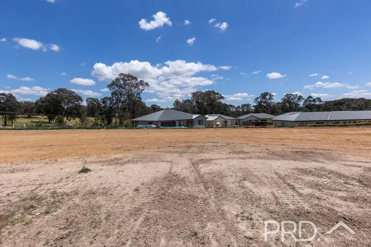 32 Weeden Place, Tumut NSW 2720