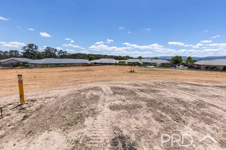 30 Weeden Place, Tumut NSW 2720