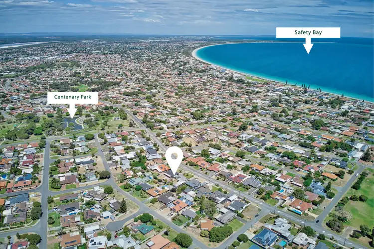 42 Charthouse Rd, Safety Bay WA 6169