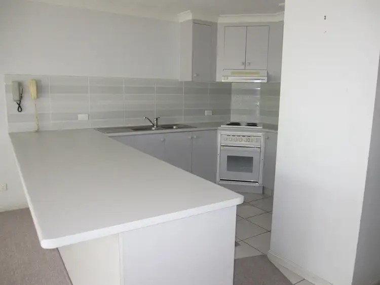 Fourth view of Homely unit listing, 7/8-10 Rosewood Avenue, Broadbeach QLD 4218