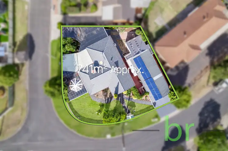 12 Cameron Crescent, Lara VIC 3212