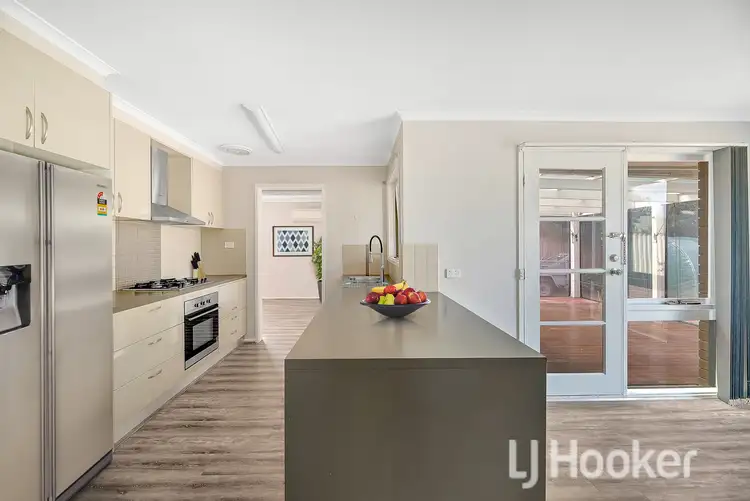 Sixth view of Homely house listing, 2 Charmaine Place, Melton West VIC 3337