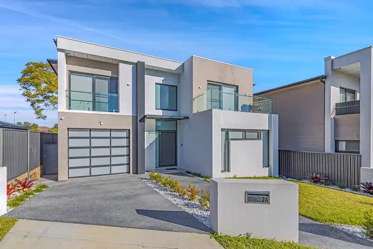 2A Vivienne Ave, Lakemba NSW 2195
