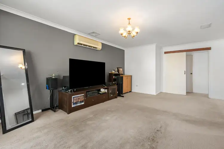 Fifth view of Homely villa listing, 5/5 Kitchener Road, Melville WA 6156
