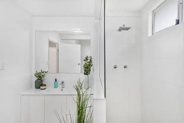 Fifth view of Homely house listing, 40 Mount Louisa Drive, Mount Louisa QLD 4814