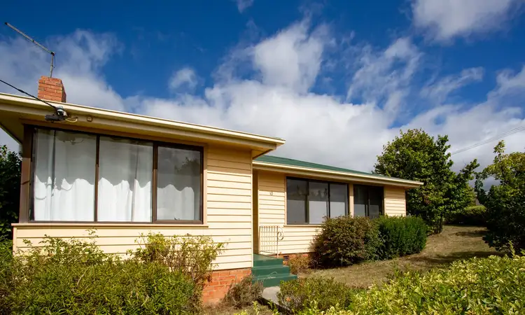 10 Mackay Street, Mayfield TAS 7248