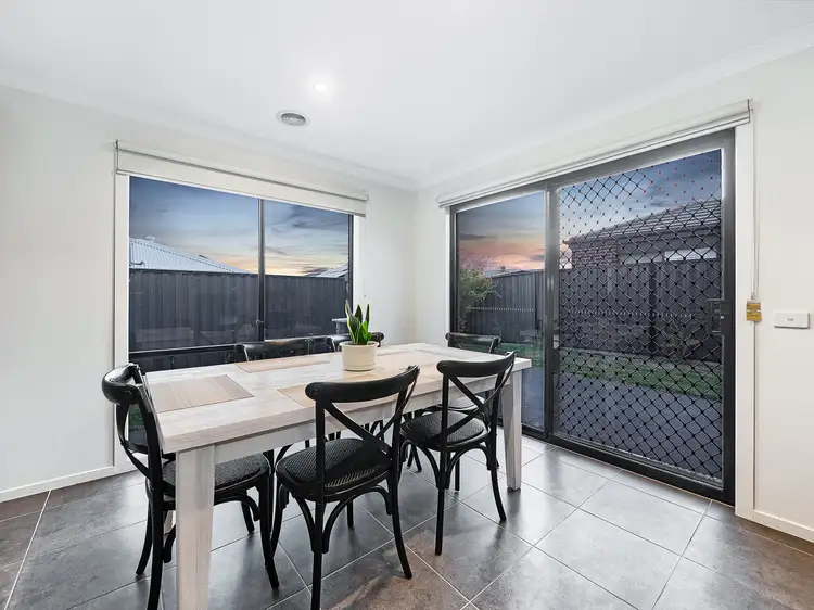 Fifth view of Homely house listing, 7 Burnden Close, Berwick VIC 3806