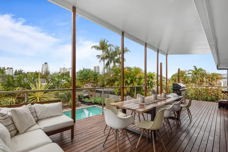 22 Warrina Crescent, Burleigh Waters QLD 4220