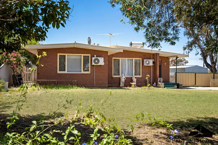 7 Sherlock Way, Rangeway WA 6530