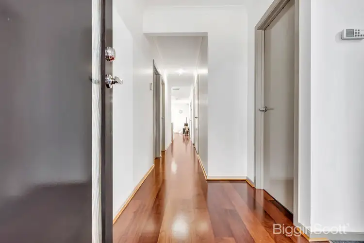 Second view of Homely house listing, 4 MANNING CIRCUIT, Tarneit VIC 3029
