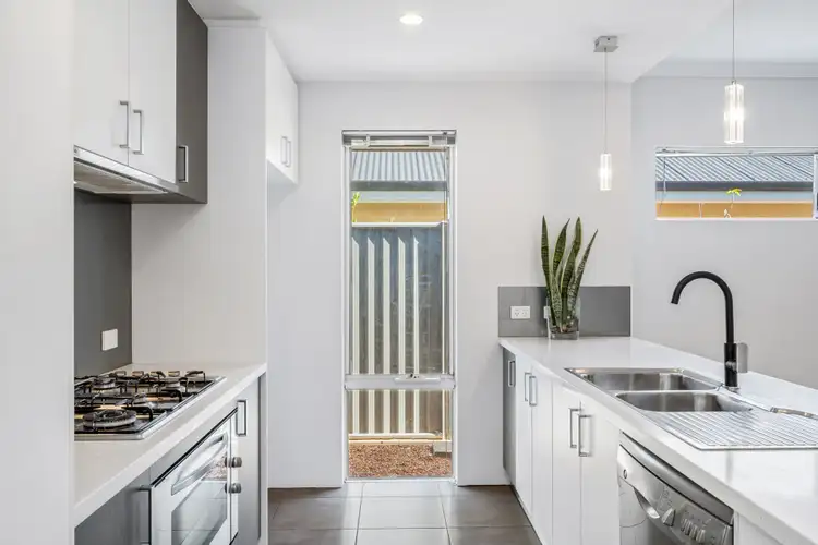 Sixth view of Homely house listing, 28 Litchfield Circle, Wandi WA 6167