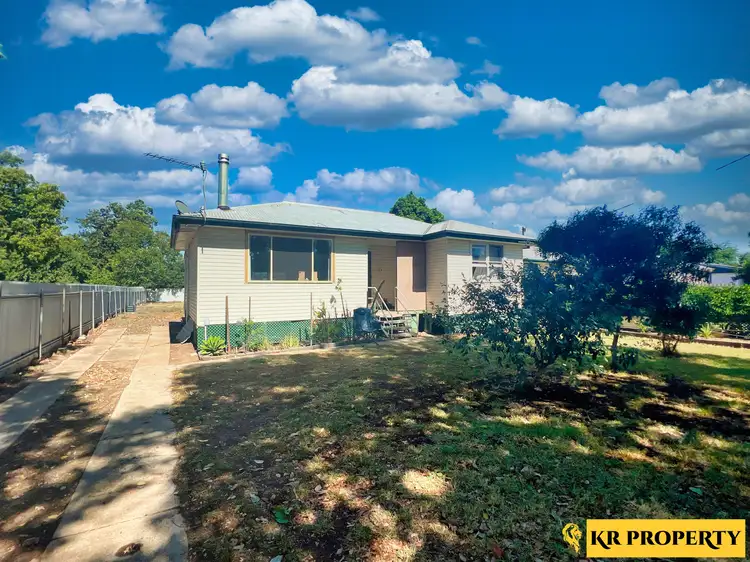 23 James Hibbens Avenue, Wee Waa NSW 2388