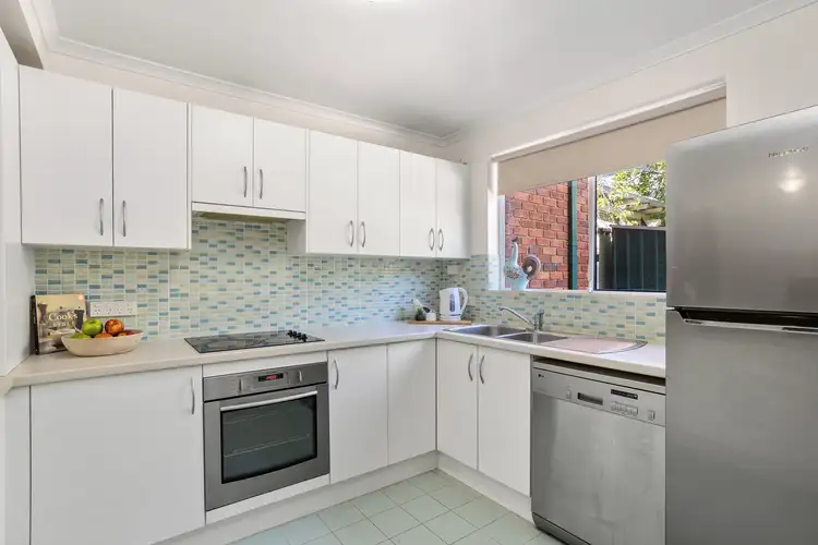 Fifth view of Homely house listing, 2/14 Siddons Way, Booragoon WA 6154