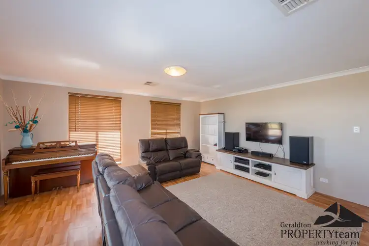 Seventh view of Homely house listing, 21 Yolanda Edge, Wandina WA 6530