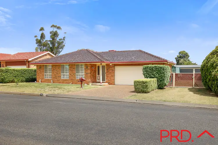 4 Woodward Avenue, Tamworth NSW 2340
