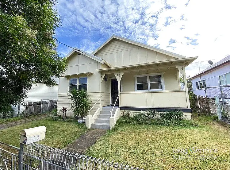 7 HARGRAVE ROAD, Auburn NSW 2144