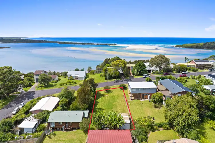 6 Lake View Drive, Wallaga Lake NSW 2546