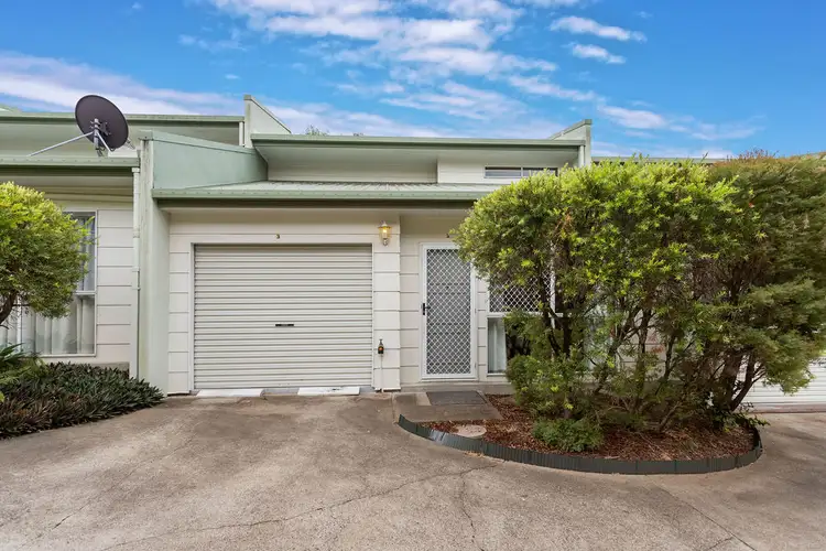 3/14A Macquarie Street, Booval QLD 4304
