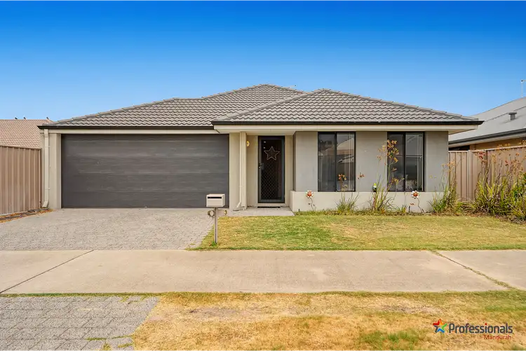 Second view of Homely house listing, 3 Newmarket Road, Meadow Springs WA 6210