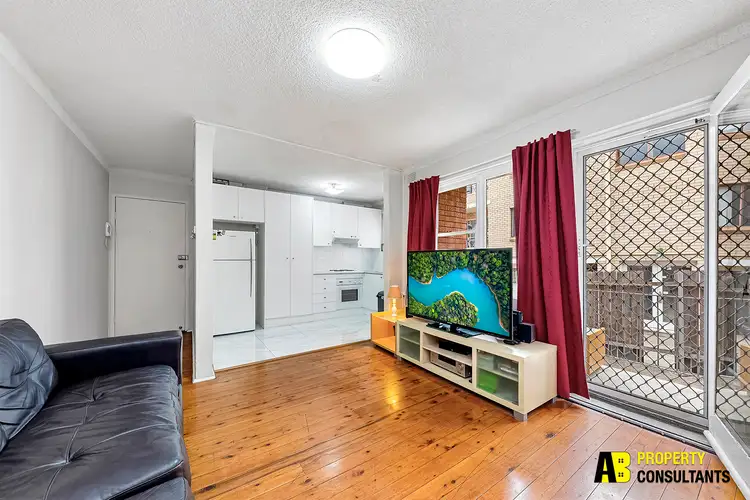 1/10 Allen Street, Harris Park NSW 2150