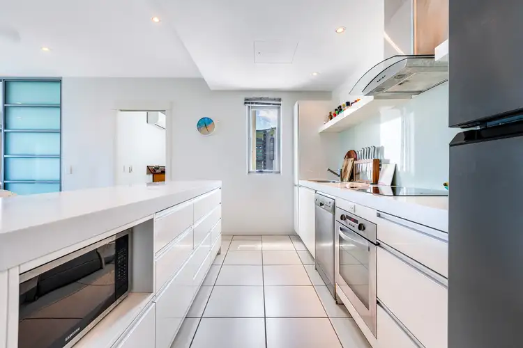 Sixth view of Homely apartment listing, 2002/43E Knuckey Street, Darwin City NT 800