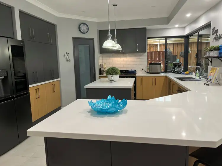 Third view of Homely house listing, 6 Beaufortia Turn, Halls Head WA 6210