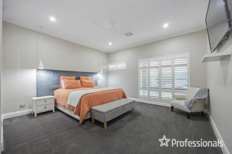 Sixth view of Homely house listing, 30 Barquentine Avenue, Jindalee WA 6036