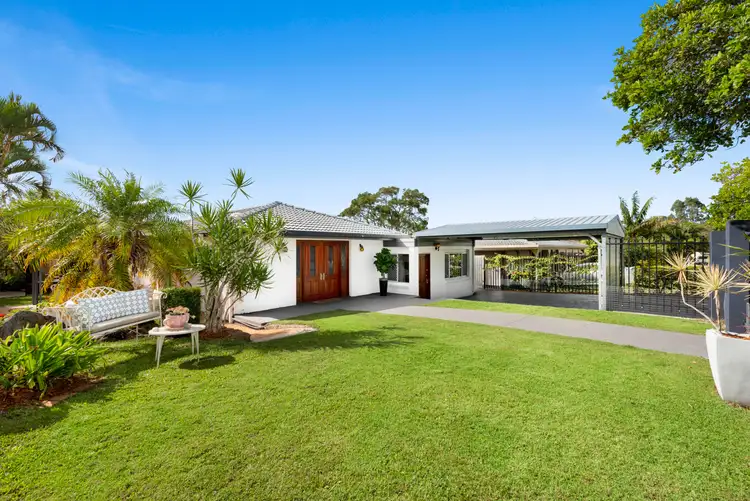 Second view of Homely house listing, 32 Lilyvale Street, Mansfield QLD 4122