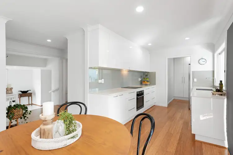 Fourth view of Homely house listing, 32 Lilyvale Street, Mansfield QLD 4122