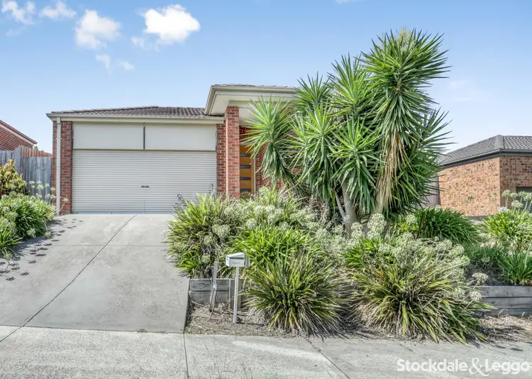 21 Yellow Gum Drive, Pakenham VIC 3810