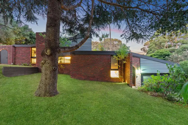 6 Barriedale Grove, Frankston South VIC 3199
