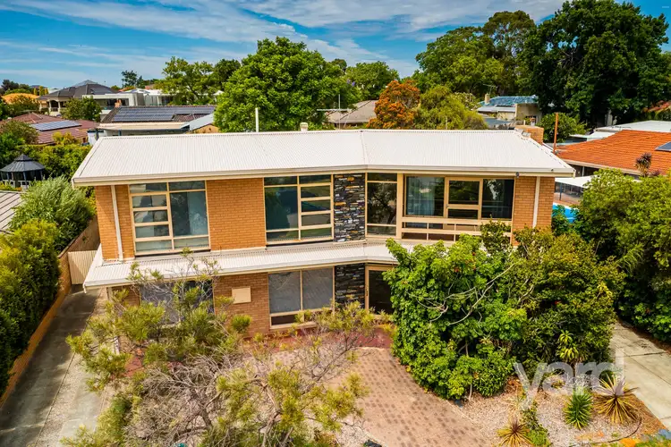 18 Challenger Place, Melville WA 6156