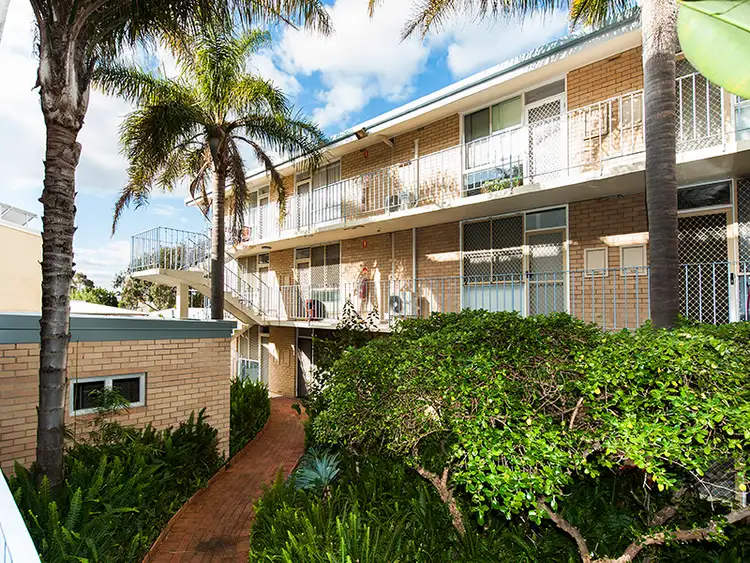 22/650 Stirling Highway