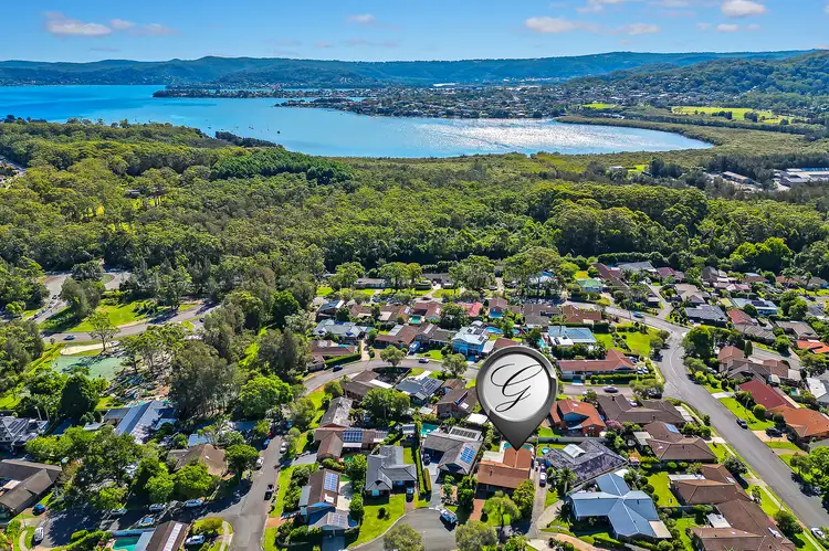 7 Lamont Close, Green Point NSW 2251
