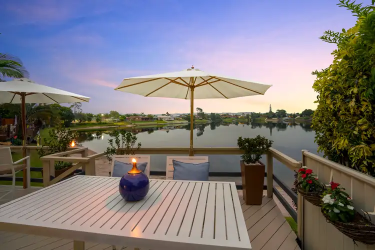 37/11 Shrike Court, Burleigh Waters QLD 4220