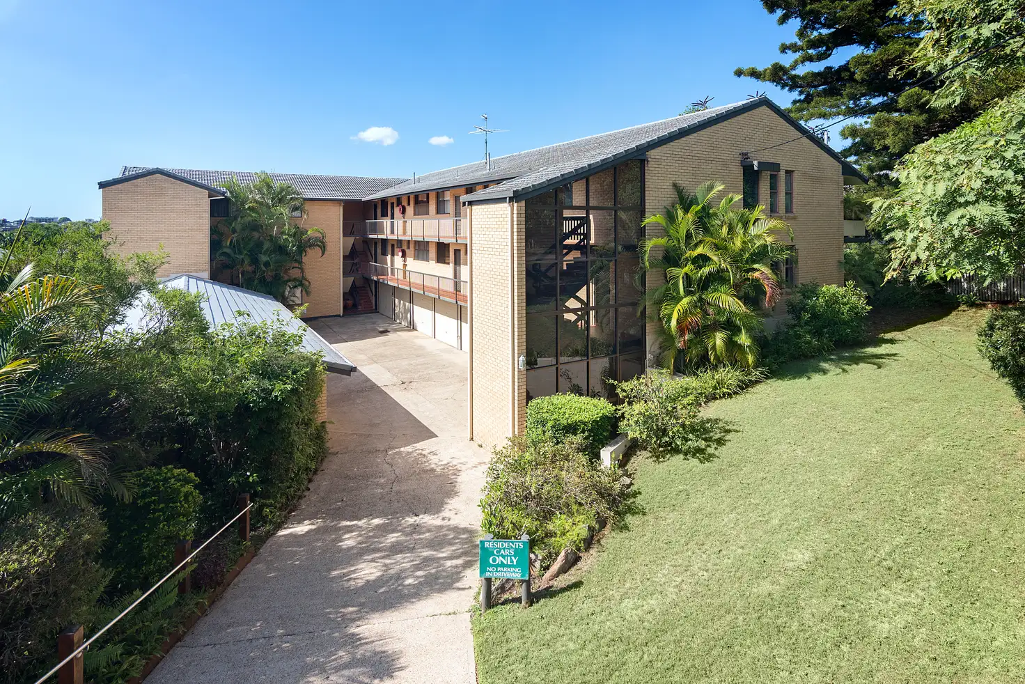 Main view of Homely unit listing, 4/15 Junction Road, Clayfield QLD 4011