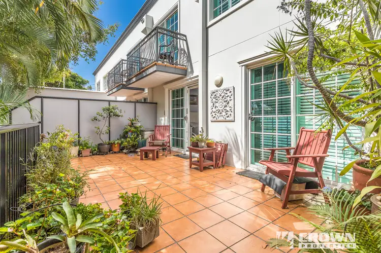 18/94-98 Prince Edward Parade, Redcliffe QLD 4020