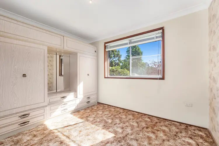 Fourth view of Homely house listing, 8 Fiona Place, Ingleburn NSW 2565