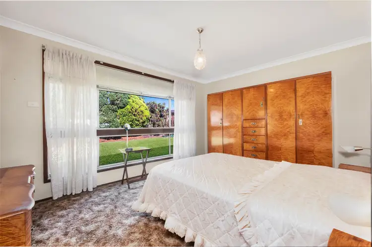 Fifth view of Homely house listing, 8 Fiona Place, Ingleburn NSW 2565