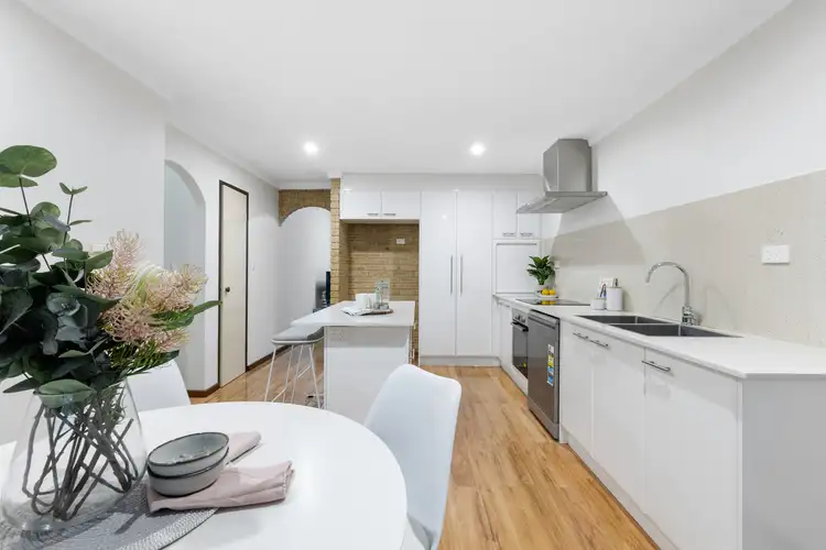 2/318 Grand Promenade, Dianella WA 6059