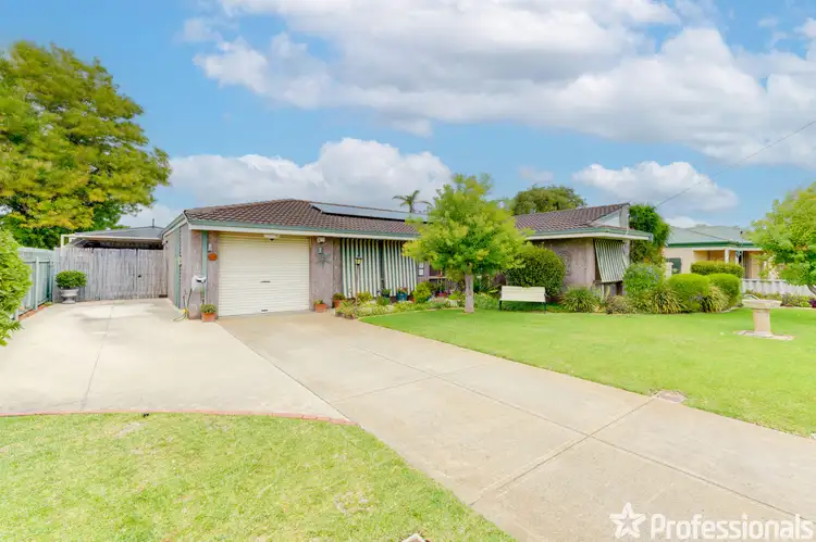 17 Hennessy Way, Rockingham WA 6168
