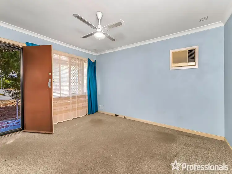 Fourth view of Homely house listing, 37 Willowmead Way, Kelmscott WA 6111