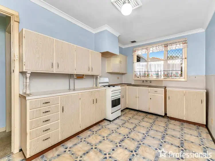 Sixth view of Homely house listing, 37 Willowmead Way, Kelmscott WA 6111