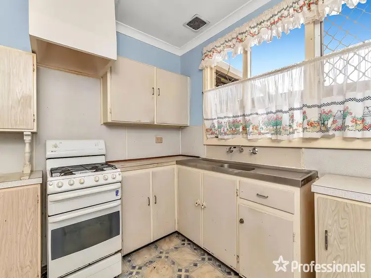 Seventh view of Homely house listing, 37 Willowmead Way, Kelmscott WA 6111