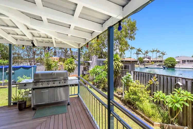 72 Hollywell Road, Biggera Waters QLD 4216
