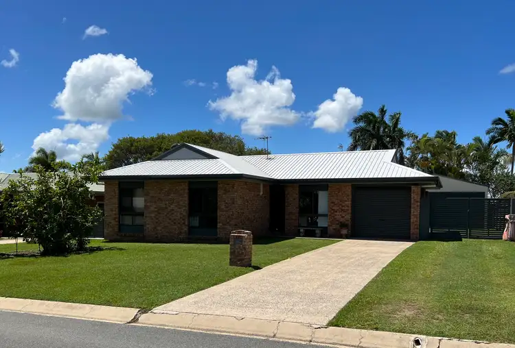 11 Pandanus Street, Beaconsfield QLD 4740