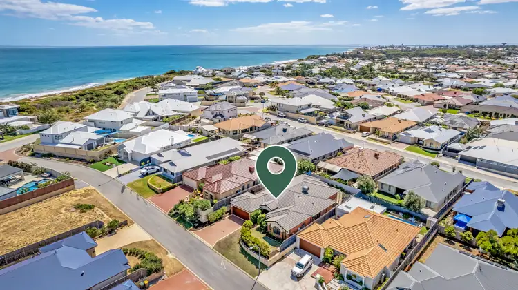 12 Calytrix Way, Halls Head WA 6210