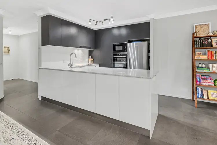 Fourth view of Homely apartment listing, 2/37 Chelsea Avenue, Broadbeach QLD 4218